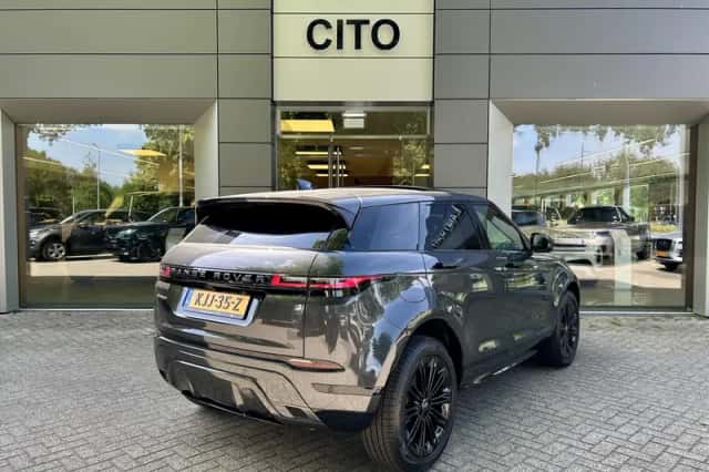Land Rover Range Rover Evoque (2026) thumbnail 3