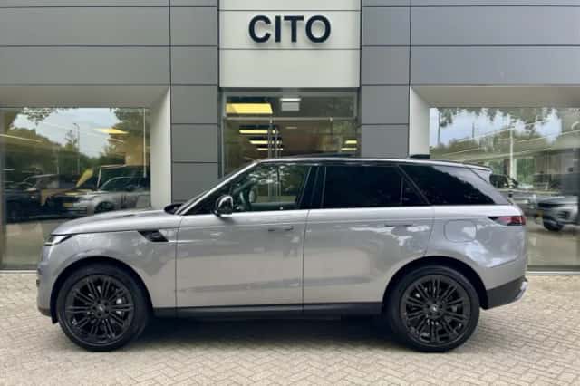 Land Rover Range Rover Sport (2025) thumbnail 2