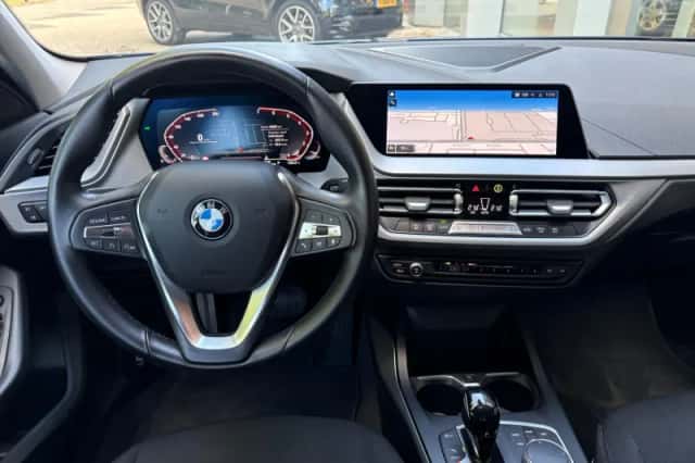 BMW 1-Serie (2022) thumbnail 6