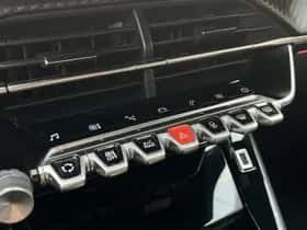 Peugeot 2008 (2023) thumbnail 16