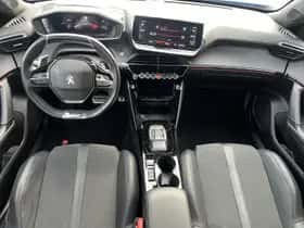 Peugeot 2008 (2023) thumbnail 7