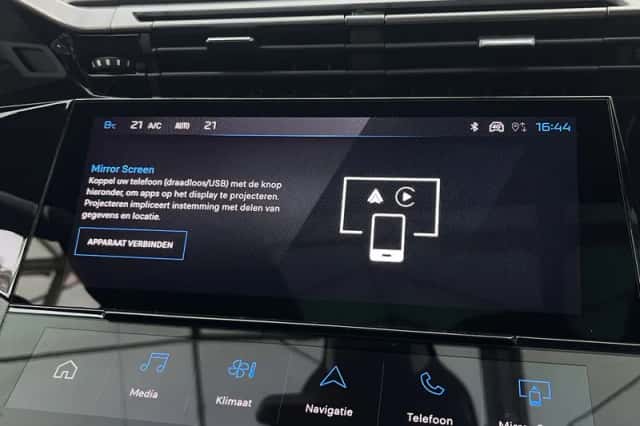 Peugeot 308 (2022) thumbnail 13