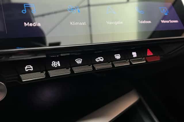 Peugeot 308 (2022) thumbnail 21