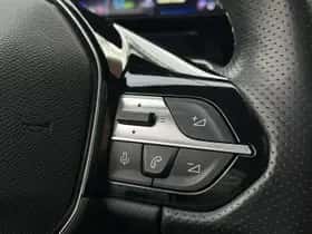 Peugeot 308 (2022) thumbnail 25