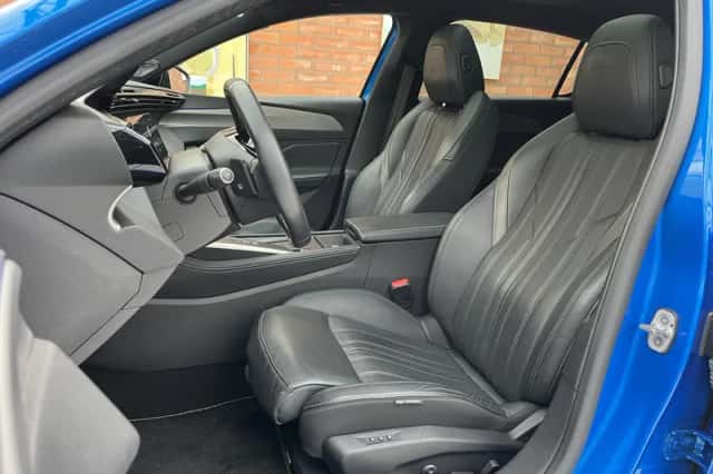 Peugeot 308 (2022) thumbnail 9