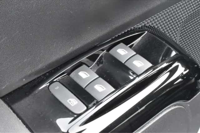 Citroën C3 (2021) thumbnail 18
