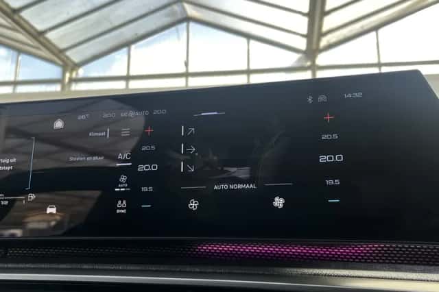 Peugeot 3008 (2025) thumbnail 14