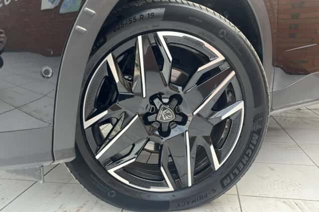Peugeot 3008 (2025) thumbnail 3