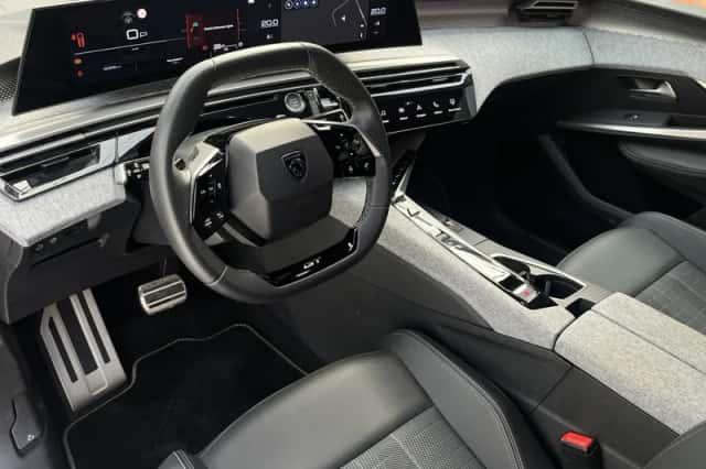 Peugeot 3008 (2025) thumbnail 4