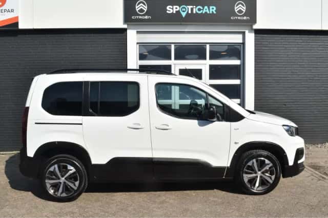 Peugeot Rifter (2021) thumbnail 11