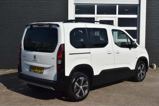 Peugeot Rifter (2021) thumbnail 6