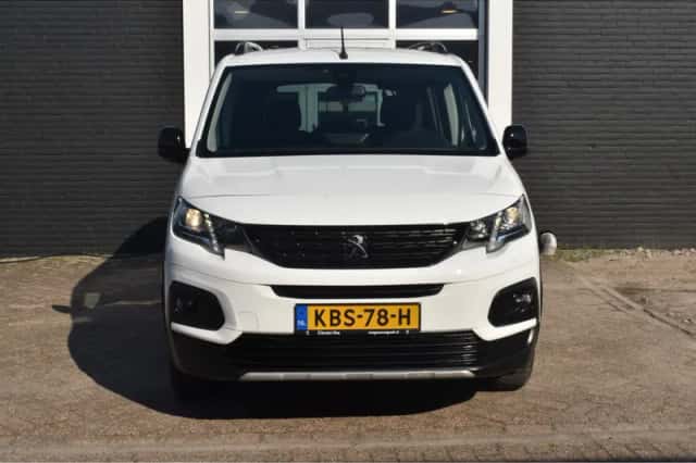 Peugeot Rifter (2021) thumbnail 7