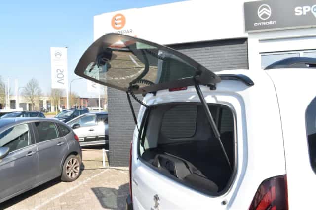 Peugeot Rifter (2021) thumbnail 9