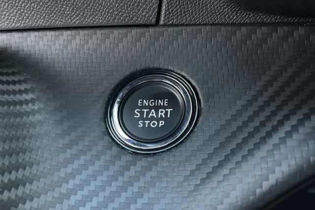 Peugeot e-2008 (2024) thumbnail 17