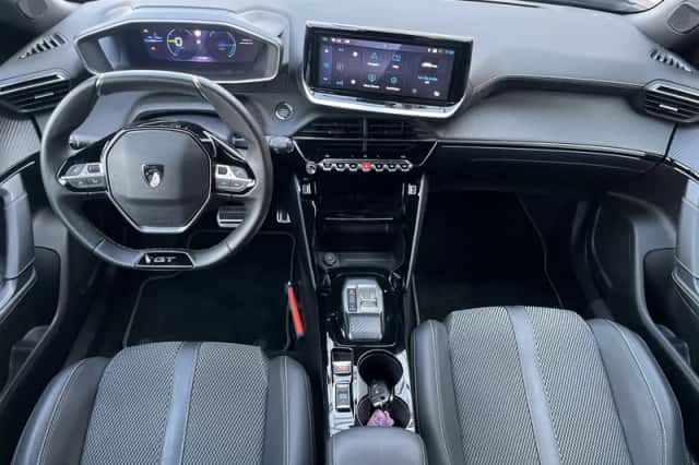 Peugeot e-2008 (2024) thumbnail 7