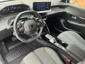 Peugeot 208 (2025) thumbnail 3