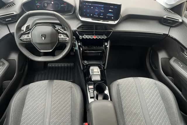 Peugeot 208 (2025) thumbnail 7