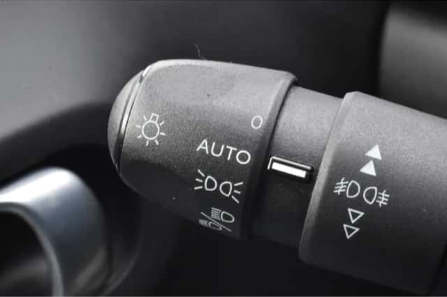 Citroën C3 (2021) thumbnail 16