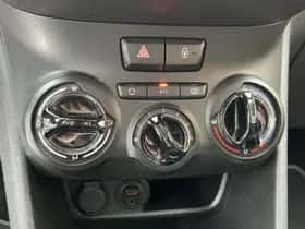 Peugeot 2008 (2016) thumbnail 17