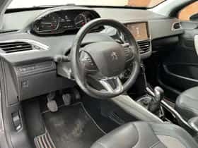 Peugeot 2008 (2016) thumbnail 3