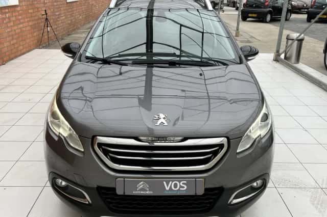 Peugeot 2008 (2016) thumbnail 27