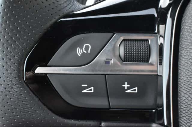 Peugeot 208 (2025) thumbnail 18