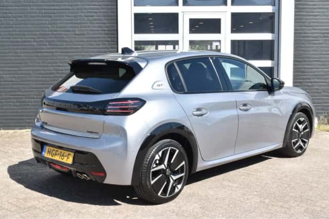 Peugeot 208 (2025) thumbnail 3
