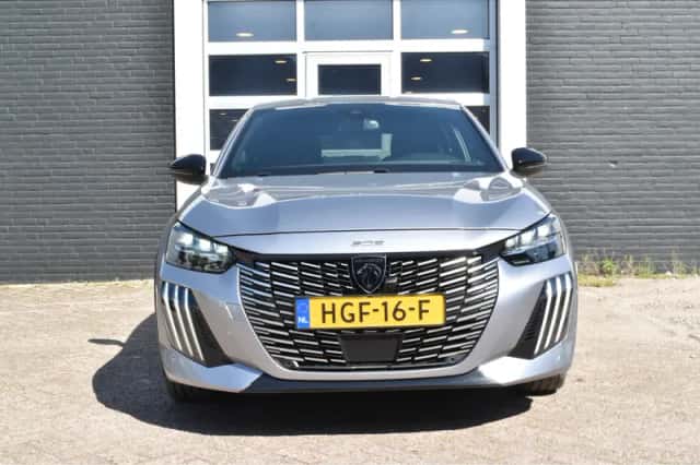 Peugeot 208 (2025) thumbnail 4