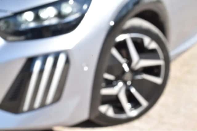 Peugeot 208 (2025) thumbnail 9