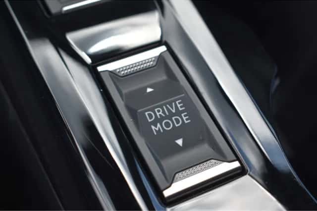 Peugeot 208 (2025) thumbnail 6