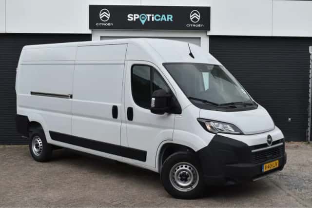 Opel Movano Electric (2025) thumbnail 3