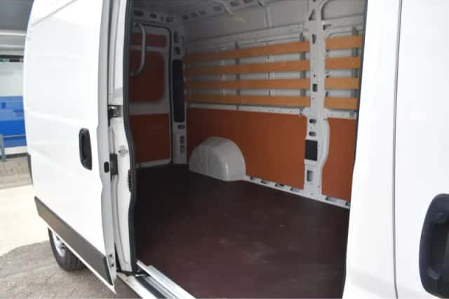 Opel Movano Electric (2025) thumbnail 33