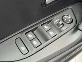 Peugeot e-2008 (2025) thumbnail 27