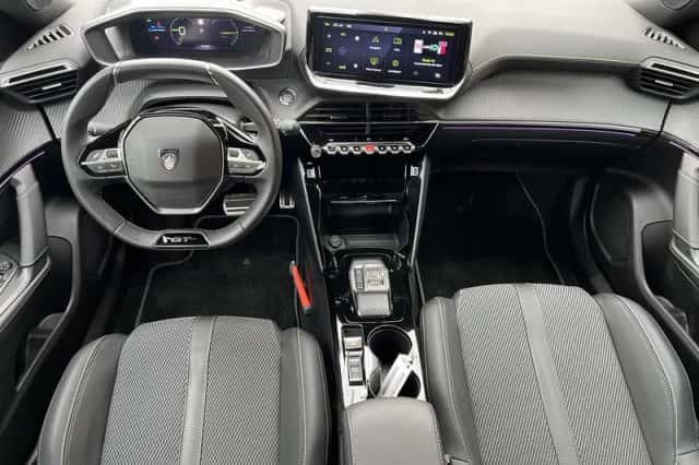 Peugeot e-2008 (2025) thumbnail 8