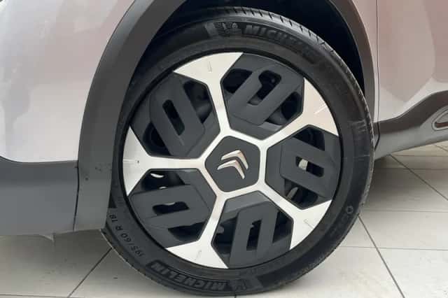 Citroën C4 (2022) thumbnail 4