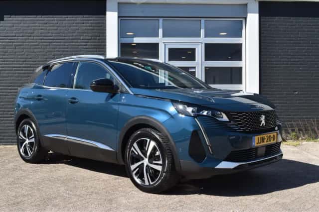 Peugeot 3008 (2024) thumbnail 4