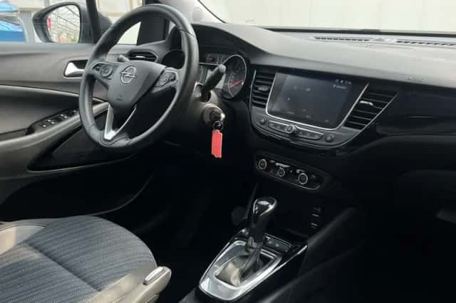 Opel Crossland X (2019) thumbnail 25