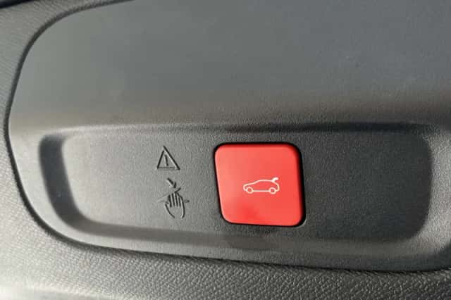 Peugeot 408 (2025) thumbnail 26