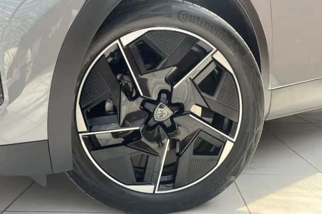 Peugeot 408 (2025) thumbnail 4