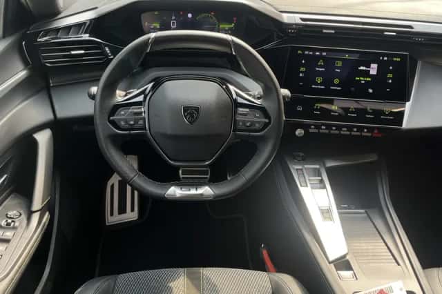 Peugeot 408 (2025) thumbnail 9