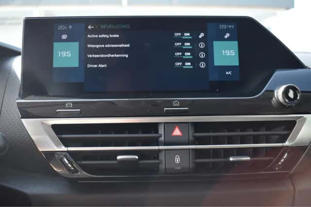 Citroën ë-C4 (2021) thumbnail 18