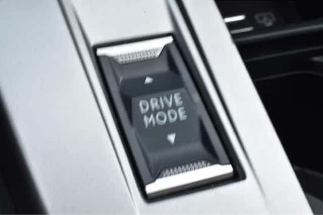 Peugeot 408 (2025) thumbnail 11