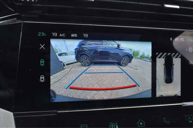 Peugeot 408 (2025) thumbnail 4