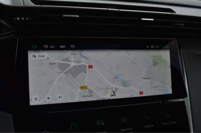 Peugeot 408 (2025) thumbnail 8