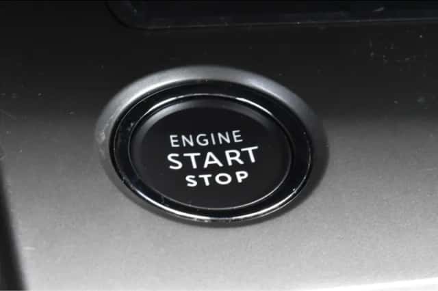 Peugeot 408 (2025) thumbnail 9
