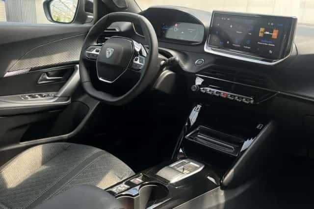 Peugeot e-2008 (2025) thumbnail 30