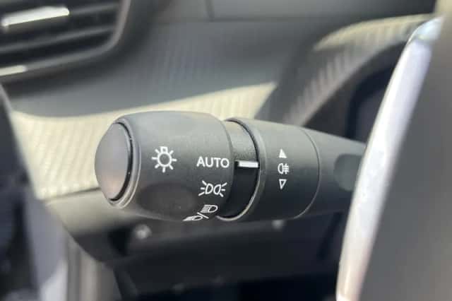 Peugeot 208 (2025) thumbnail 24