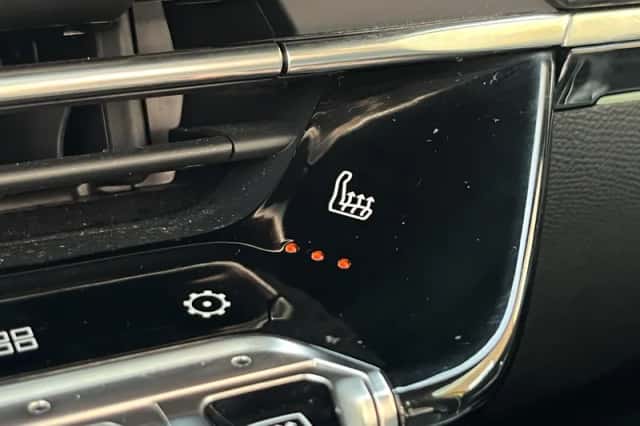 Peugeot 208 (2021) thumbnail 18
