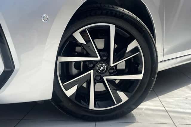 Opel Corsa (2025) thumbnail 4
