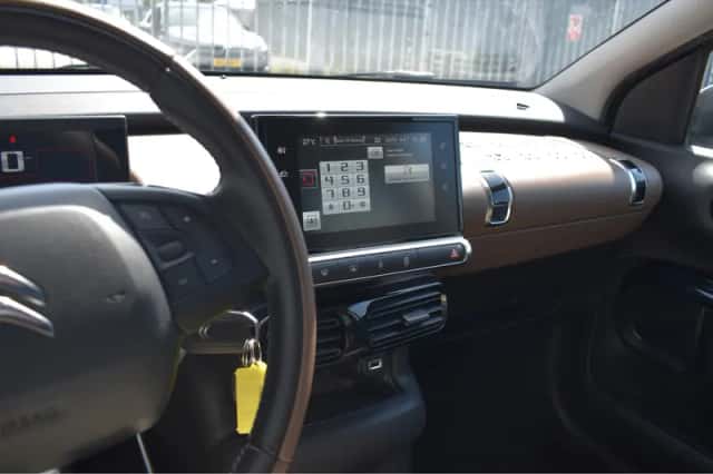 Citroën C4 Cactus (2016) thumbnail 22
